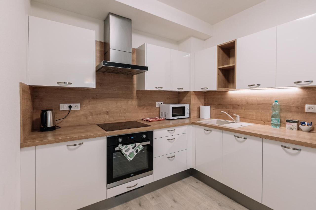 Skau Dunajska 58A Apt3 Apartment บราติสลาวา ภายนอก รูปภาพ